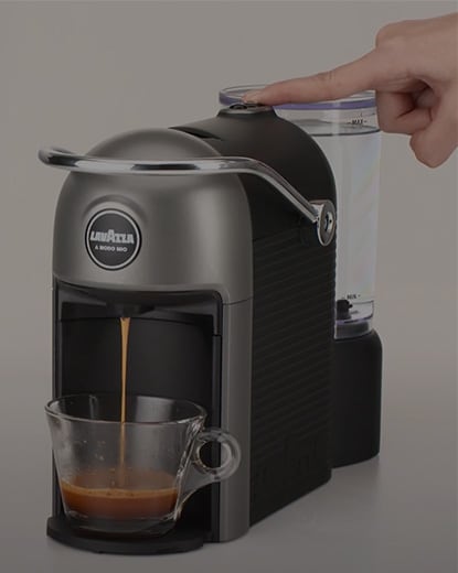 Jolie Plus - Macchina caffè per espresso | Lavazza